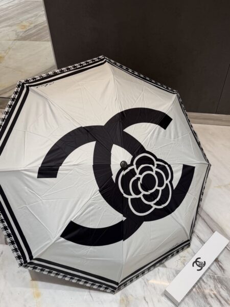[샤넬] 까멜리아 CC 로고 자동 우산 (2 COLORS)