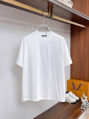 [크롬하츠] 블랙 레더 패치 호스슈 티셔츠 (2 COLORS)