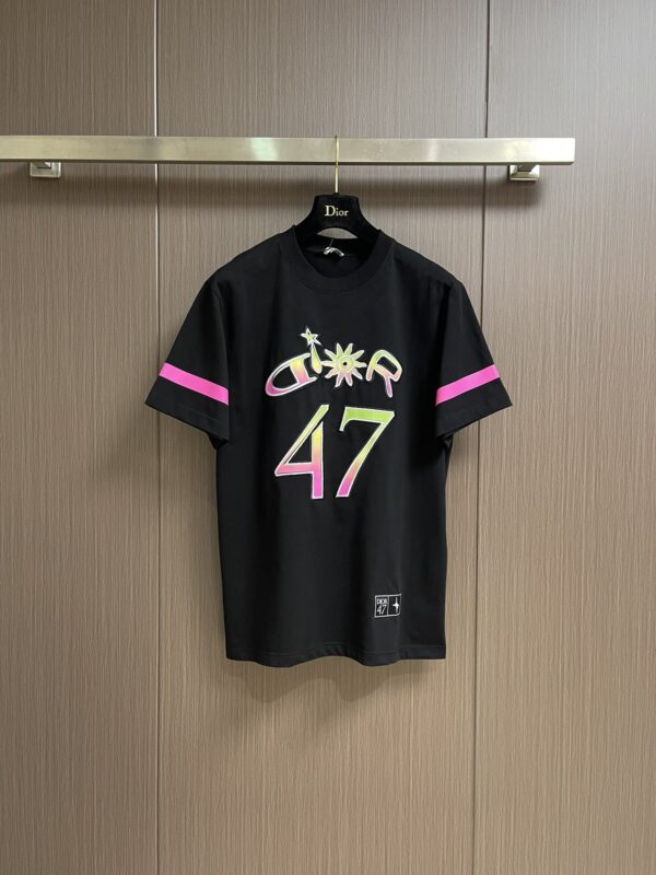 [디올] 앤 루이스 해밀턴 슬러브 코튼 저지 티셔츠 (2 COLORS)