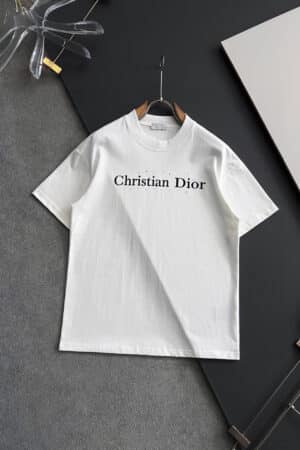 [디올] 블랙 크리스찬 디올 로고 티셔츠 (2 COLORS)