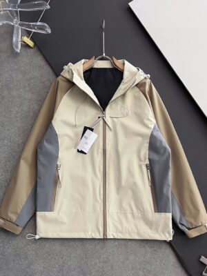 [디올] (CD) 하이엔드 컬러블록 후드 바람막이 자켓