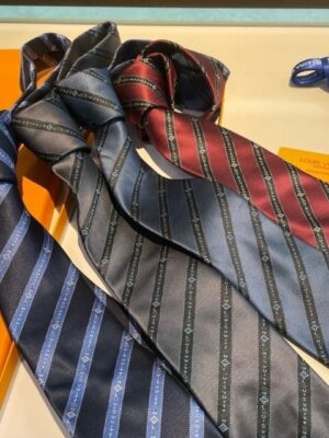 [루이비통] 모노그램 스트라이프 실크 넥타이 (4 COLORS)