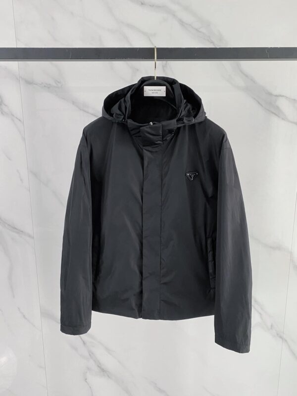 [프라다] 리나일론 후드 재킷 (2 COLORS)