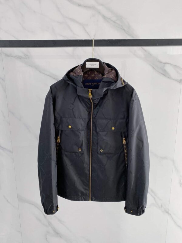 [루이비통] 모노그램 리버시블 후드 자켓