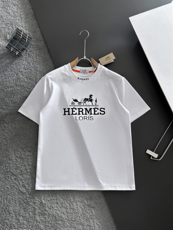[에르메스] 로고 프린트 라운드넥 반팔 티셔츠 (2 COLORS)