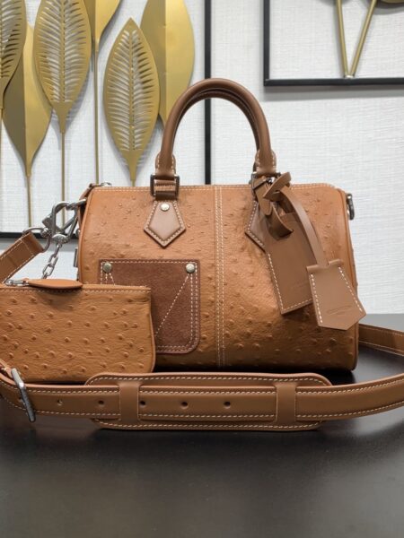 [루이비통] 타조가죽 스피디 P9 반둘리에 25 N89119