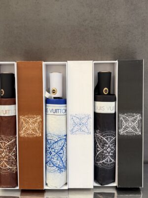 [루이비통] 모노그램 블루 앤 화이트 우산 (3 COLORS)