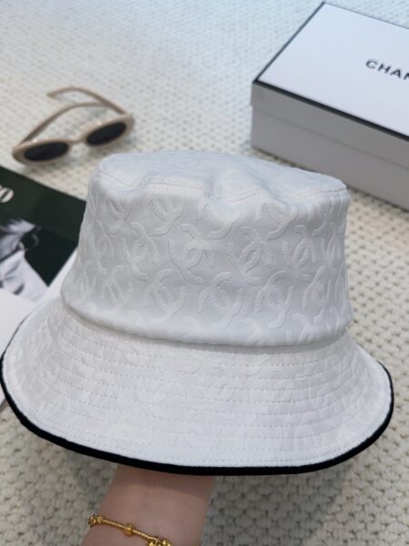 [샤넬] 로고 자카드 캔버스 버킷햇 (2 COLOR)