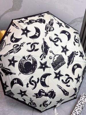 [샤넬] 아이콘 일러스트 우산 (2 COLORS)