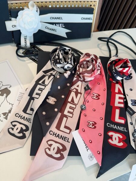 [샤넬] CC 로고 도트 헤어 밴드 스카프 (3 COLORS)