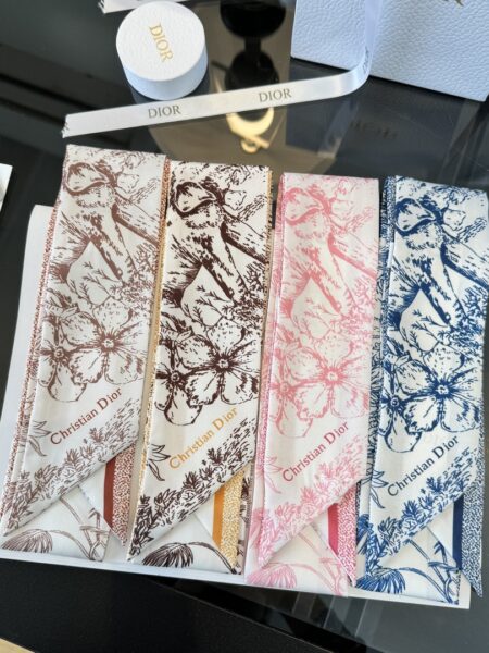 [디올] 플로럴 뚜왈 드 주이 사쥬 미차 스카프 (4 COLORS)