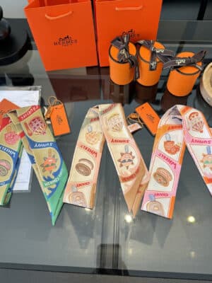 [에르메스] 팩토리 아이스크림 트윌리 스카프 (3 COLORS)