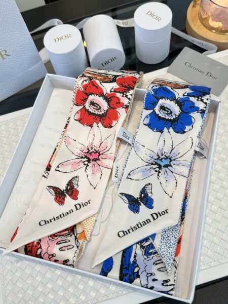 [디올] 르 자르댕 드 크리스찬 디올 미차 스카프 (2 COLORS)