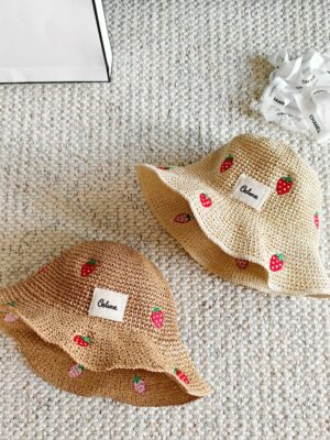 [셀린느] 스트로베리 라피아 버킷햇 (2 COLORS)