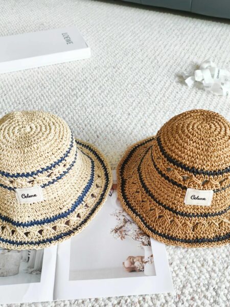 [셀린느] 자수 로고 라피아 버킷 햇 (2 COLORS)