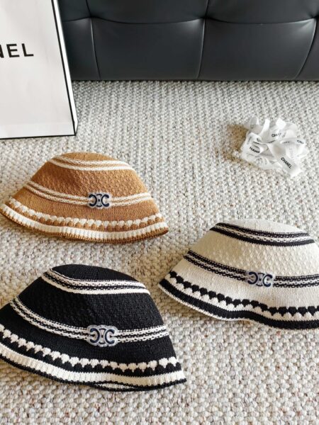 [셀린느] 트리오페 자수 니트 버킷 햇 (3 COLORS)