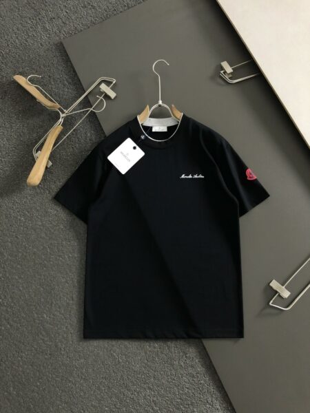 [몽클레어] 아카이브 레터링 로고 반팔 티셔츠