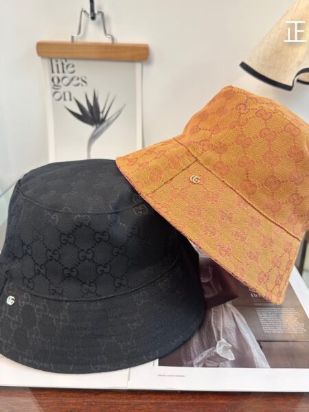 [구찌] GG 캔버스 리버서블 버킷햇 (2 COLORS)