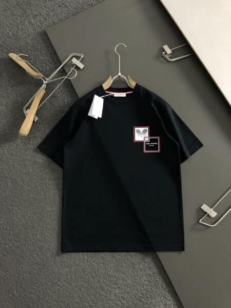 [톰브라운] 테니스 라켓 로고 티셔츠