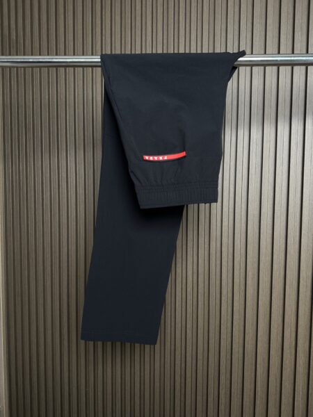 [프라다] 리네아 로사 나일론 팬츠 (3 COLORS)