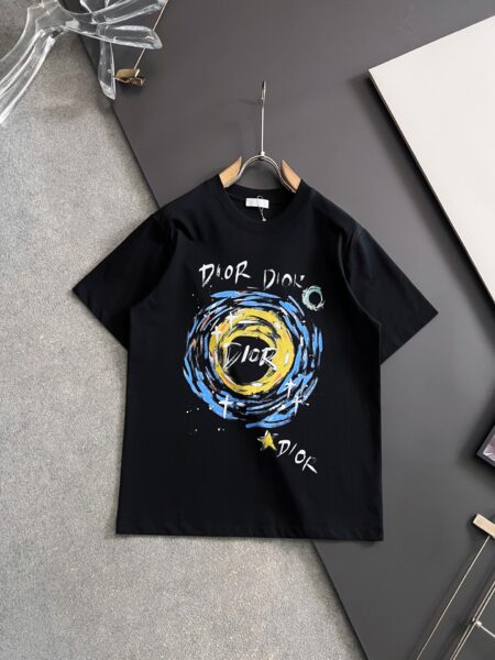 [디올] 스타리 나이트 그래픽 반팔 티셔츠 (2 COLORS)