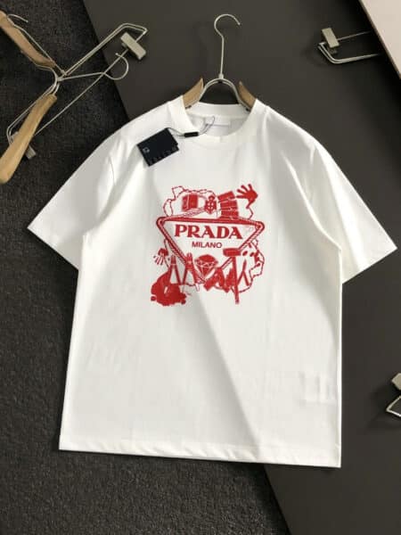 [프라다] 그래픽 프린트 반팔 티셔츠 (2 COLORS)