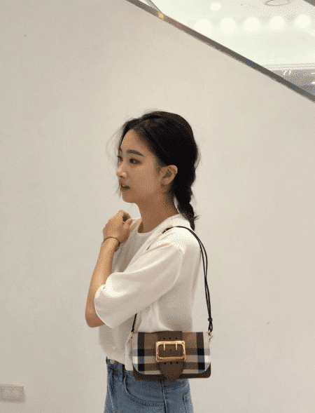 [버버리] 체크 스몰 버클 숄더백 4022458