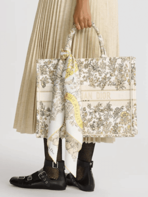 [디올] 라지 북 토트백 M1286ZEDX