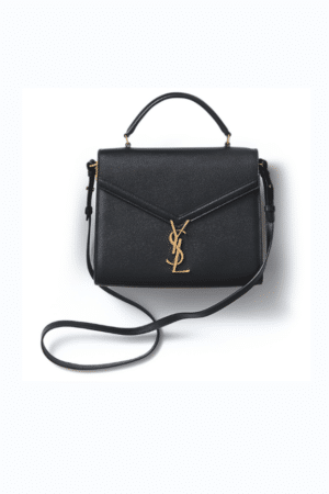 [생로랑] 그랑 드 뿌드르 엠보스드 가죽 카산드라 미디엄 탑 핸들백 623931