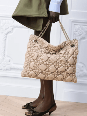 [디올] 디올 크런치 백 미디엄 M1415OUYA