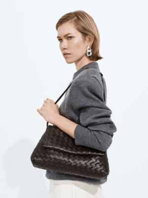 [보테가베네타] Giorno 인트레치아토 레더 숄더백 857657