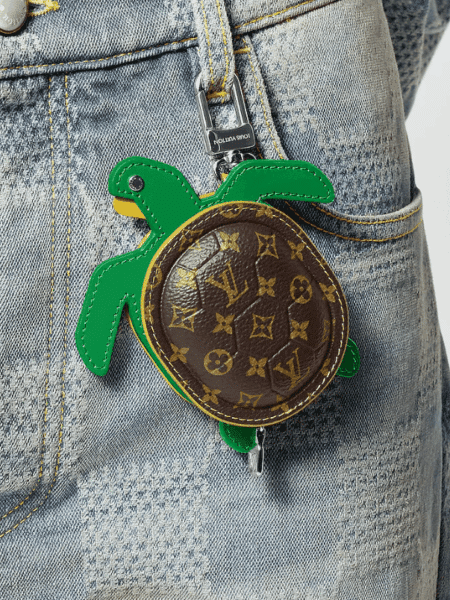 [루이비통] 거북이 Turtle 백 참 (5 COLOR)