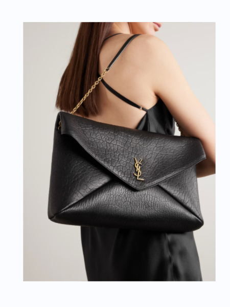 [생로랑] 램스킨 소재 CASSANDRE 라지 엔벨로프 체인 파우치 841702