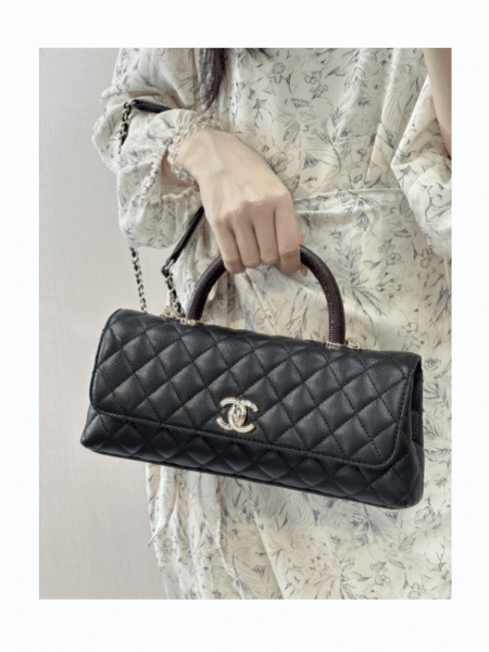 [샤넬] 플랩백 맥시 코코 핸들 블랙 AS6091
