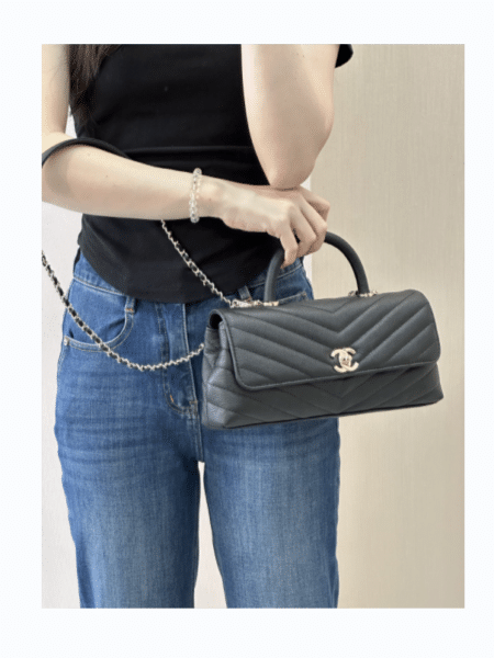 [샤넬] 플랩백 맥시 코코 핸들 블랙 AS6091