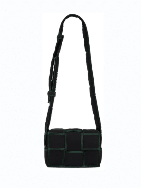 [보테가베네타] 스몰 테크 카세트 메신저백 795675 (2 Colors)