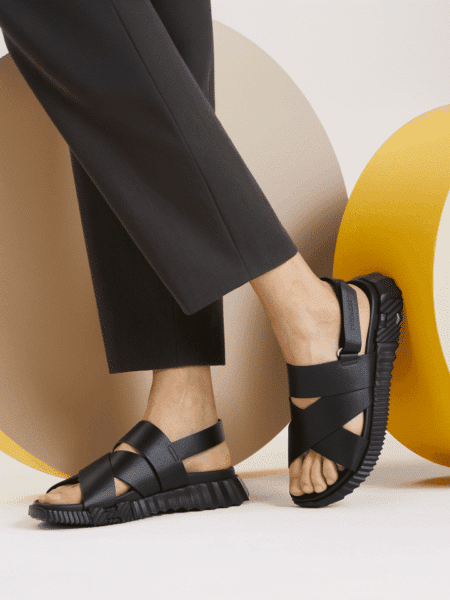 [에르메스] Electric 샌들 (남여공용) H222860ZH