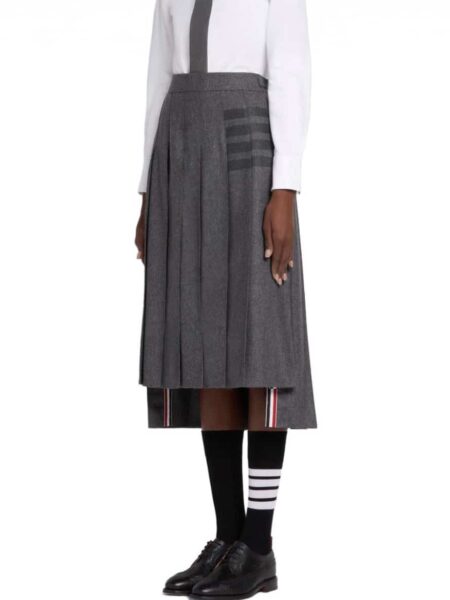 [톰브라운] 플레인 위브 4-바 플리츠 미디 스커트