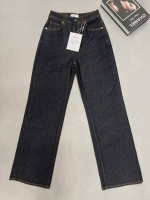 [샤넬] 로고 자수 디테일 데님 진