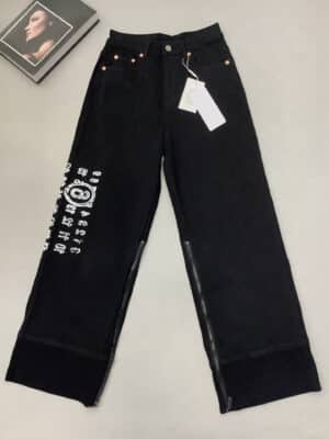 [메종 마르지엘라] 지퍼 디테일 데님 진