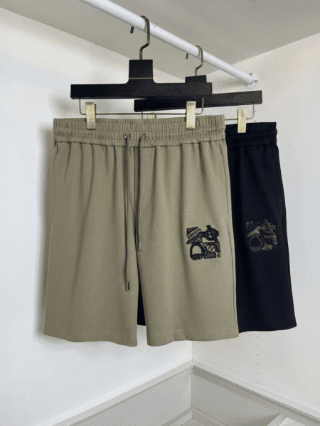 [에르메스] 무릎 기장 쇼츠 (2 COLORS)