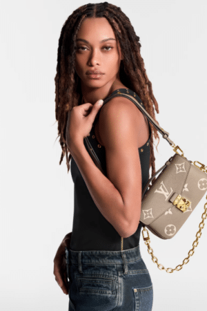 [루이비통] 포쉐트 메티스 이스트 웨스트 M23081