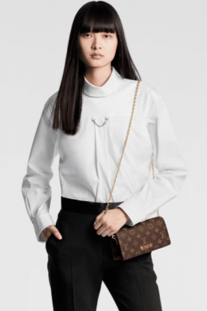 [루이비통] 월릿 온 체인 릴리 M82509