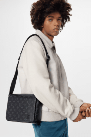 [루이비통] 디스트릭트 PM M46255