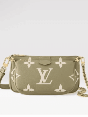 [루이비통] 멀티 포쉐트 악세수아 M22670