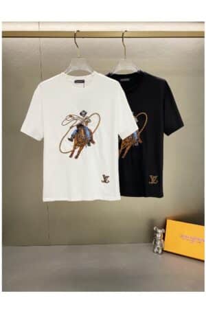 [루이비통] 그래픽 엠브로이더리 코튼 티셔츠 (2 COLORS)