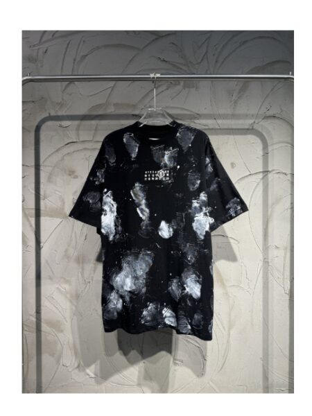 [메종마르지엘라] 페인트 스플래시 넘버 로고 티셔츠