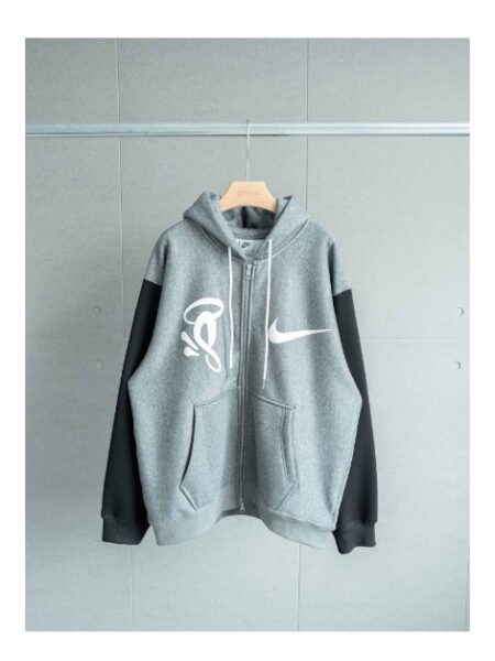 [나이키] x Central Cee Solo Swoosh 플리스 후드티