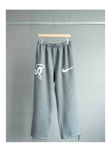 [나이키] x Central Cee Solo Swoosh 플리스 팬츠