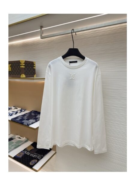 [루이비통] 엠보싱 처리된 LV 긴팔 티셔츠 1AIOIK